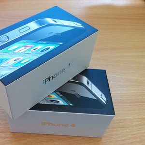 Apple iphone 4 32GB (разблокирована)