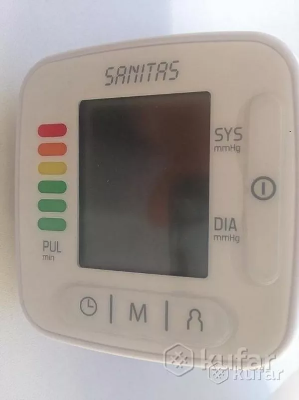 Тонометр автоматический на запястье Sanitas SBC 22